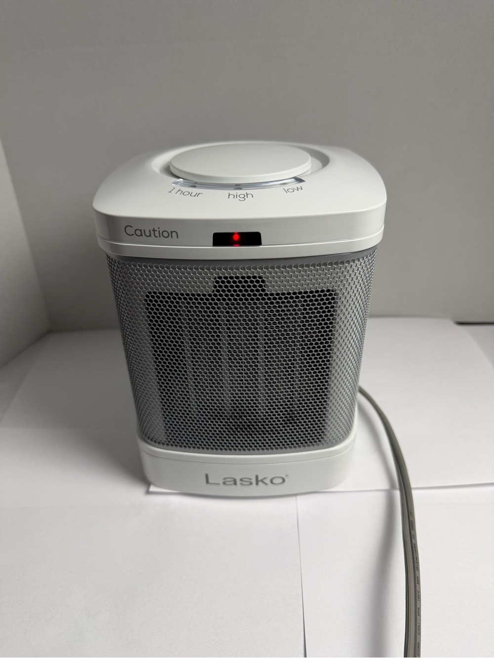 Lasko CD08200 Small Portable Ceramic Space Heater Tested Works Perfect See Pics